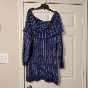 HER UNIVERSE WONDER WOMAN OFF SHOULDER SWEATER